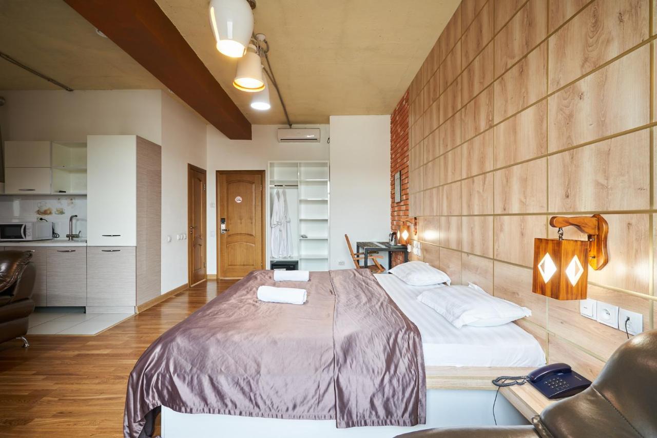 7 Days Hotel Almaty Bagian luar foto