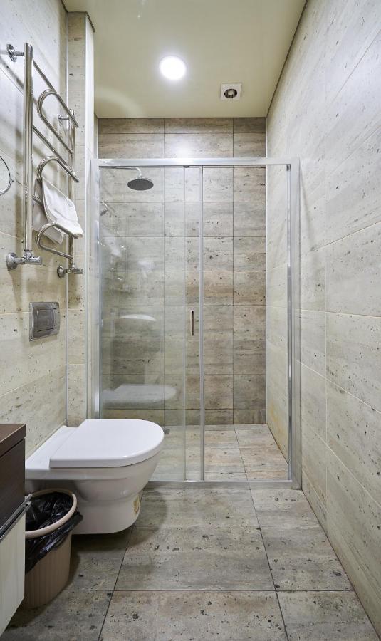 7 Days Hotel Almaty Bagian luar foto